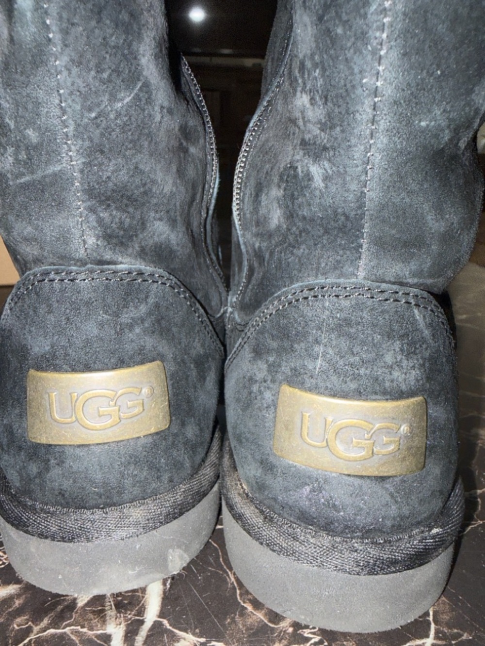 UGG Black Suede Short Shearling Boots with Branded Heel Patch-Size 7 Women’s. - Picture 5 of 8